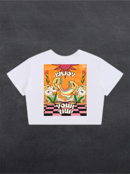 ENJOY YOUR TRIP CROPPED TEE - BACK PRINT (black/white)
